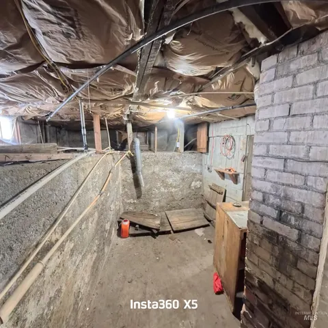 $374,500 | 19878 Highway 30, Buhl, ID 83316