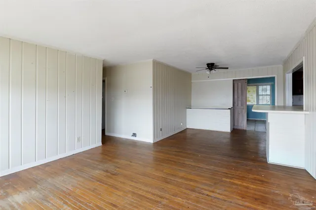 $185,000 | 284 Airport Boulevard, Pensacola, FL 32503