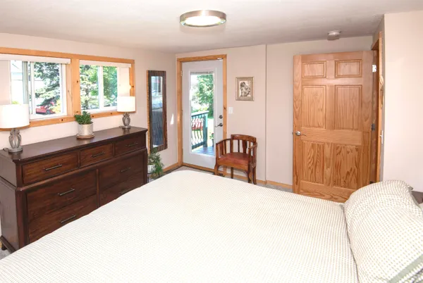 $474,900 | 206 Broadway Avenue, Grand Marais, MN 55604