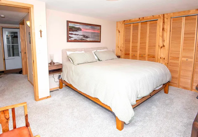 $474,900 | 206 Broadway Avenue, Grand Marais, MN 55604