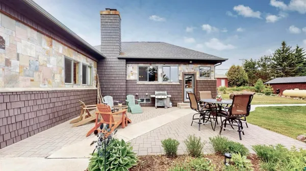 $474,900 | 206 Broadway Avenue, Grand Marais, MN 55604