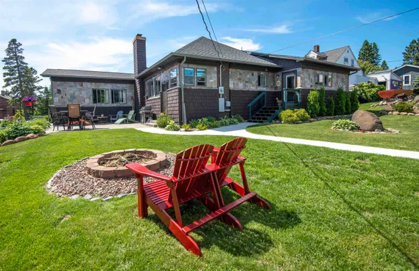 $474,900 | 206 Broadway Avenue, Grand Marais, MN 55604
