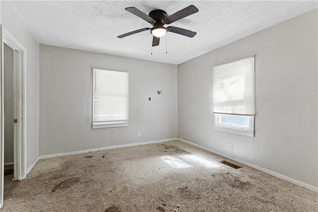1067 Constitution Road Southeast Atlanta, GA 30315 - Photo 16 of 32 Gallery Image 16