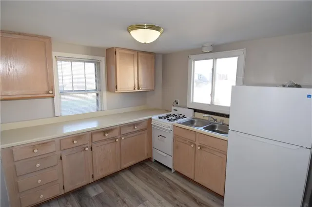 $1,000 | 420 Jefferson Street, Rochester, PA 15074