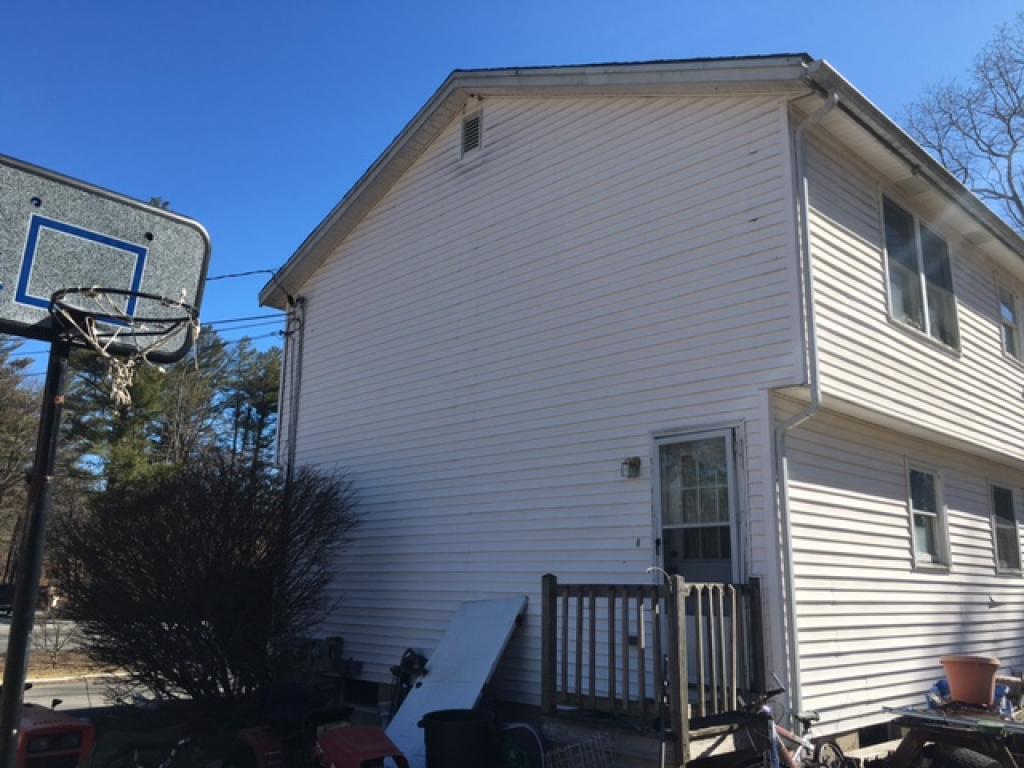321 Island Pond Road Derry, NH 03038 - Photo 3 of 14