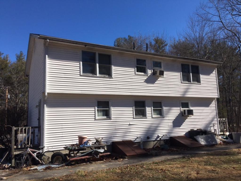 321 Island Pond Road Derry, NH 03038 - Photo 4 of 14