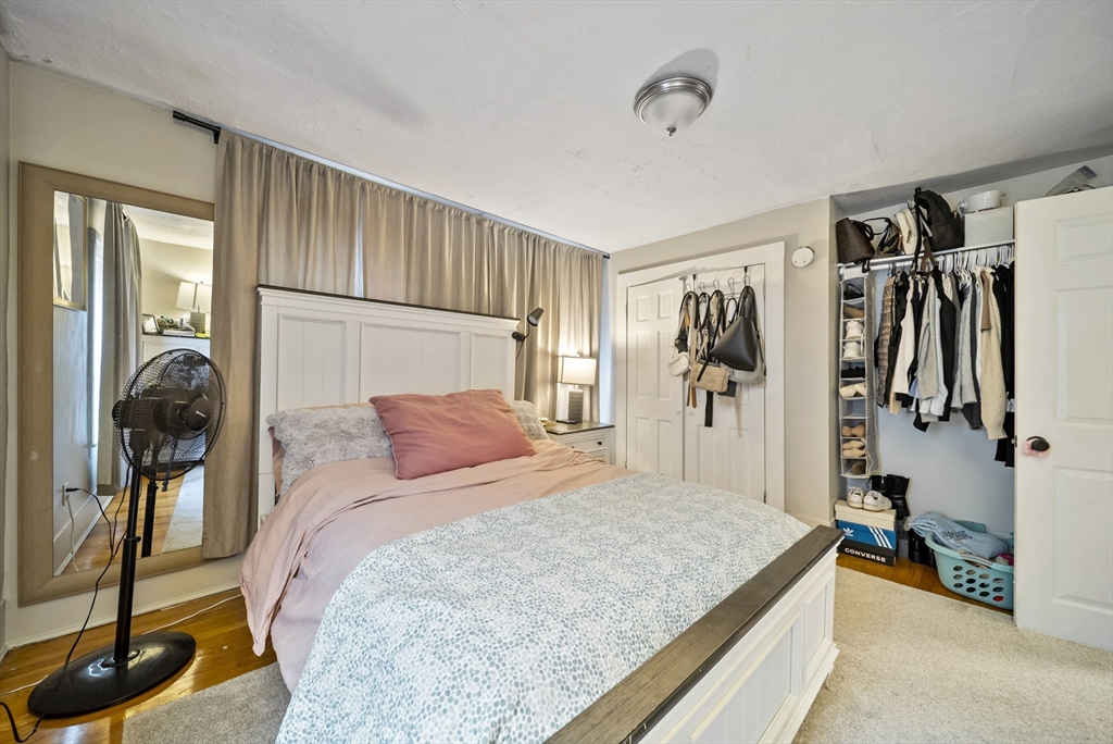 16 Ridge Street Nashua, NH 03064 - Photo 11 of 42 Gallery Image 11
