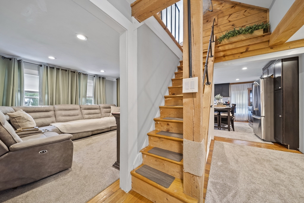 16 Ridge Street Nashua, NH 03064 - Photo 6 of 42 Gallery Image 6