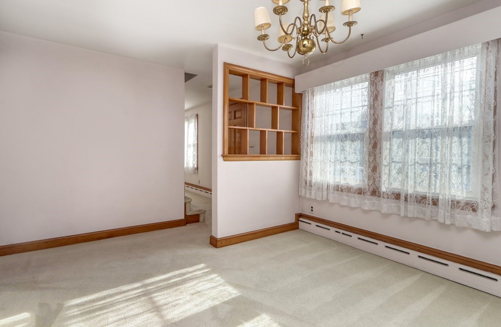 51 Como Road Boston, MA 02136 - Photo 6 of 33