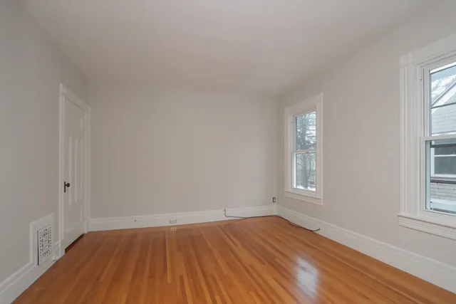 $1,700 | 61 Washington Road, Unit 2, Springfield, MA 01108