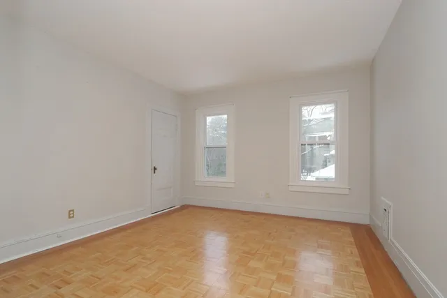 $1,700 | 61 Washington Road, Unit 2, Springfield, MA 01108