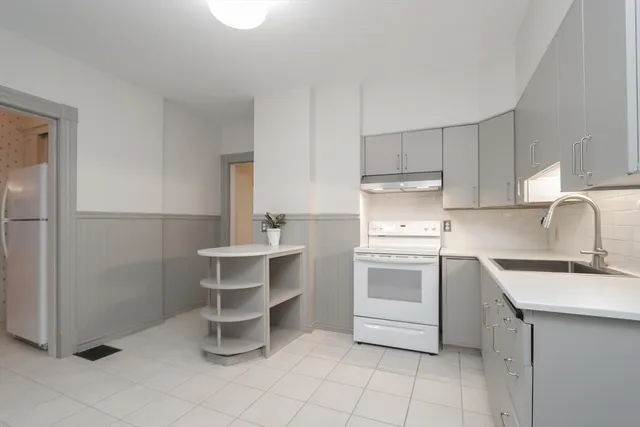 $1,700 | 61 Washington Road, Unit 2, Springfield, MA 01108