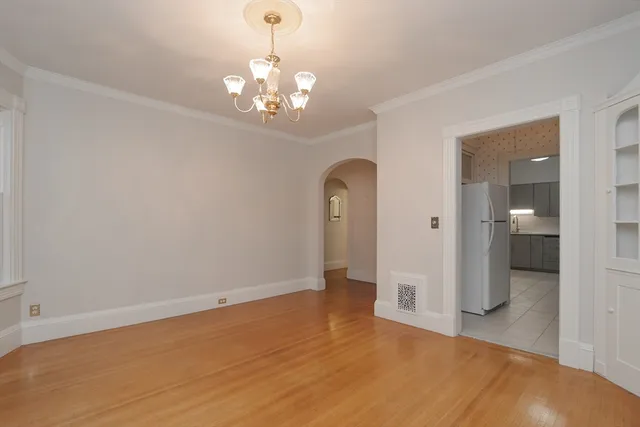 $1,700 | 61 Washington Road, Unit 2, Springfield, MA 01108