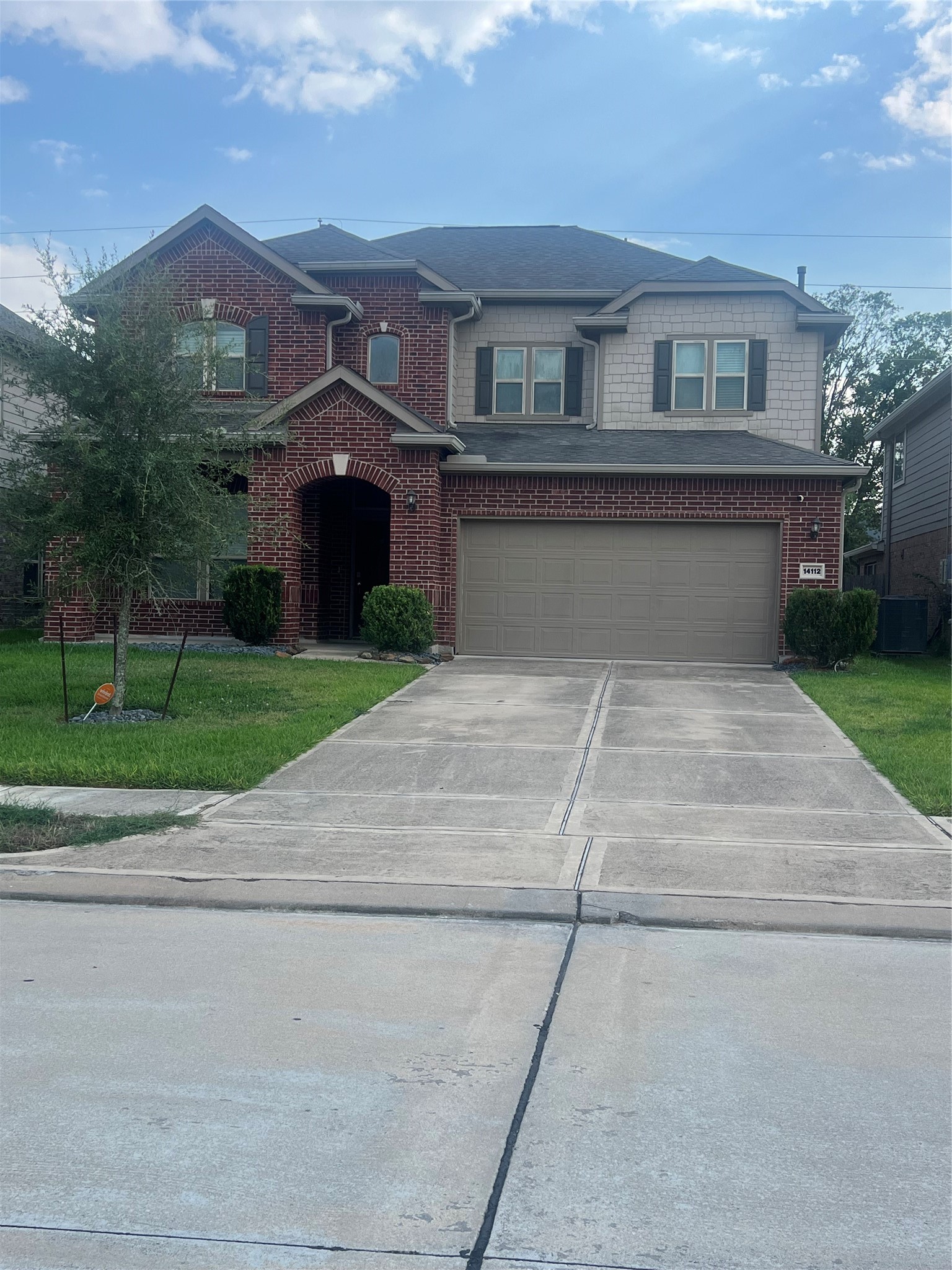14112 Harmony Ridge Trail Pearland, TX 77584 - Photo 2 of 37