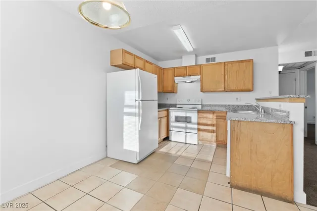 $1,000 | 2685 Jennydiane Drive, Unit B, Las Vegas, NV 89121