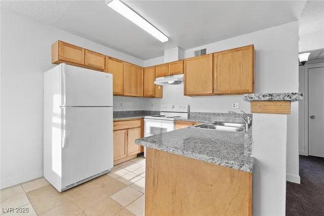 $1,000 | 2685 Jennydiane Drive, Unit B, Las Vegas, NV 89121