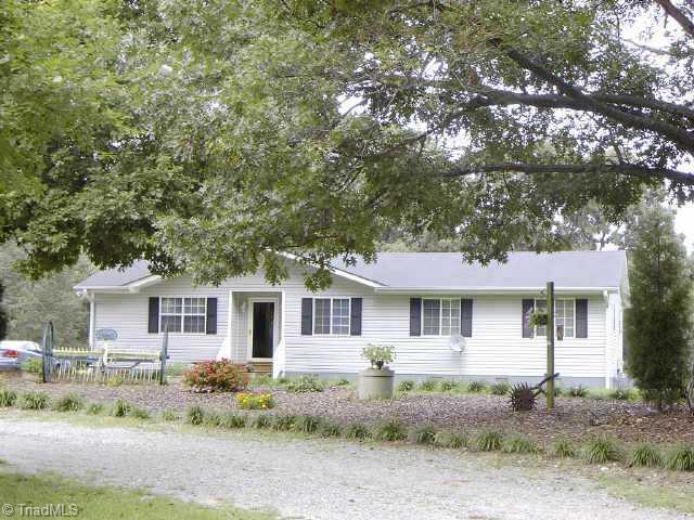4300 Edgemore Road Greensboro, NC 27455 - Photo 1 of 1 Exterior Front.