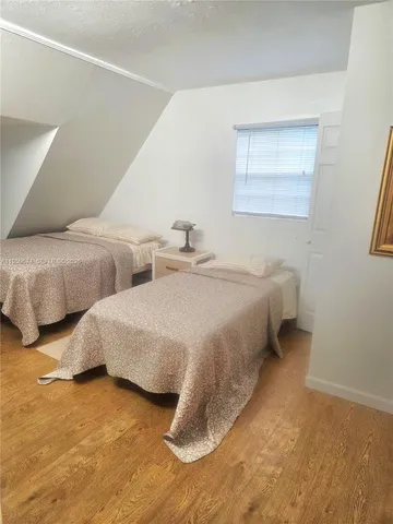 $3,700 | 1990 Northeast 183rd Street, North Miami Beach, FL 33179