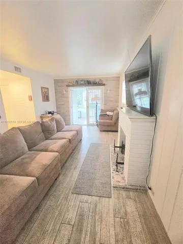 $3,700 | 1990 Northeast 183rd Street, North Miami Beach, FL 33179