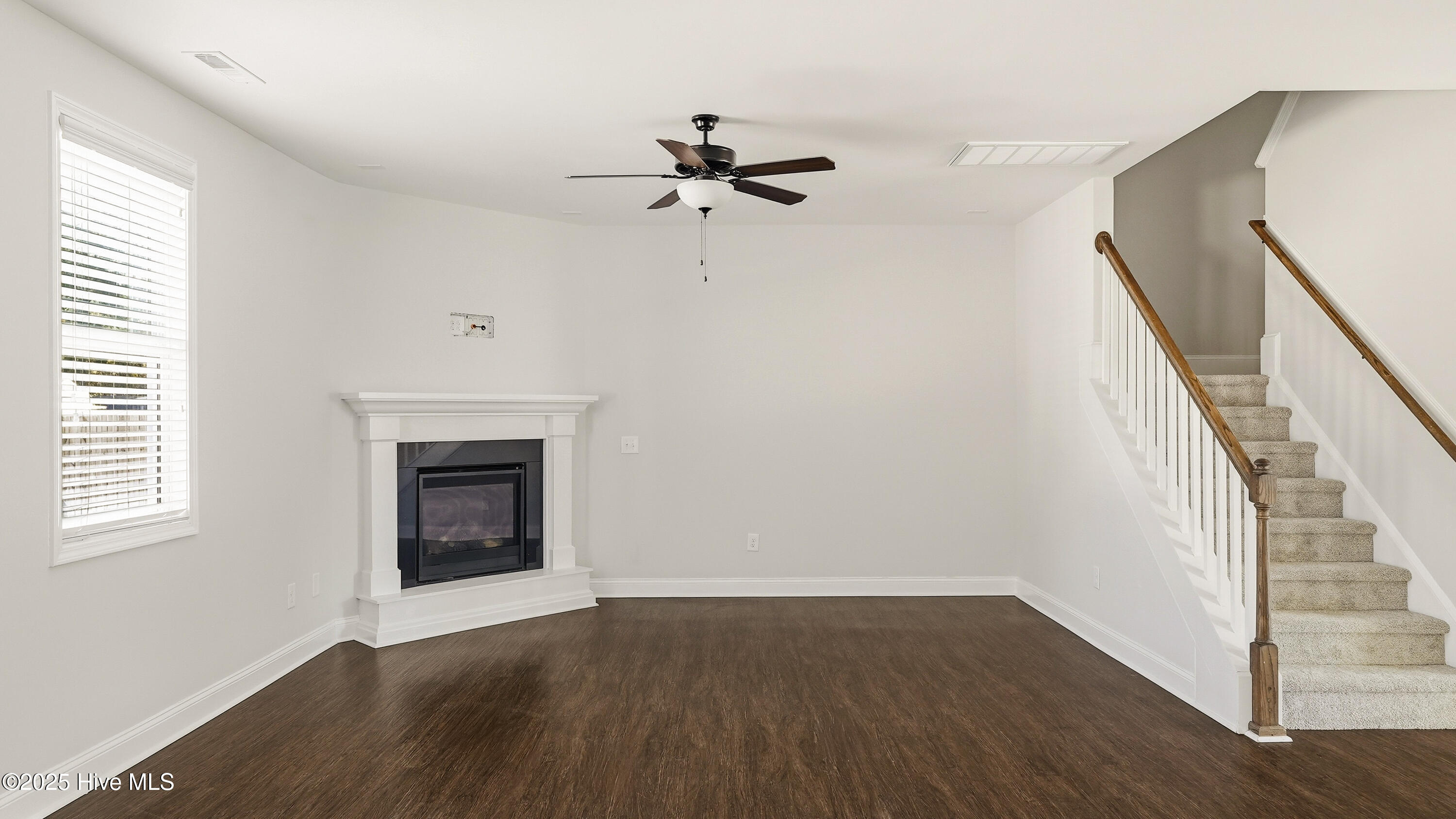 162 Union Church Road Carthage, NC 28327 - Photo 18 of 50 Living room