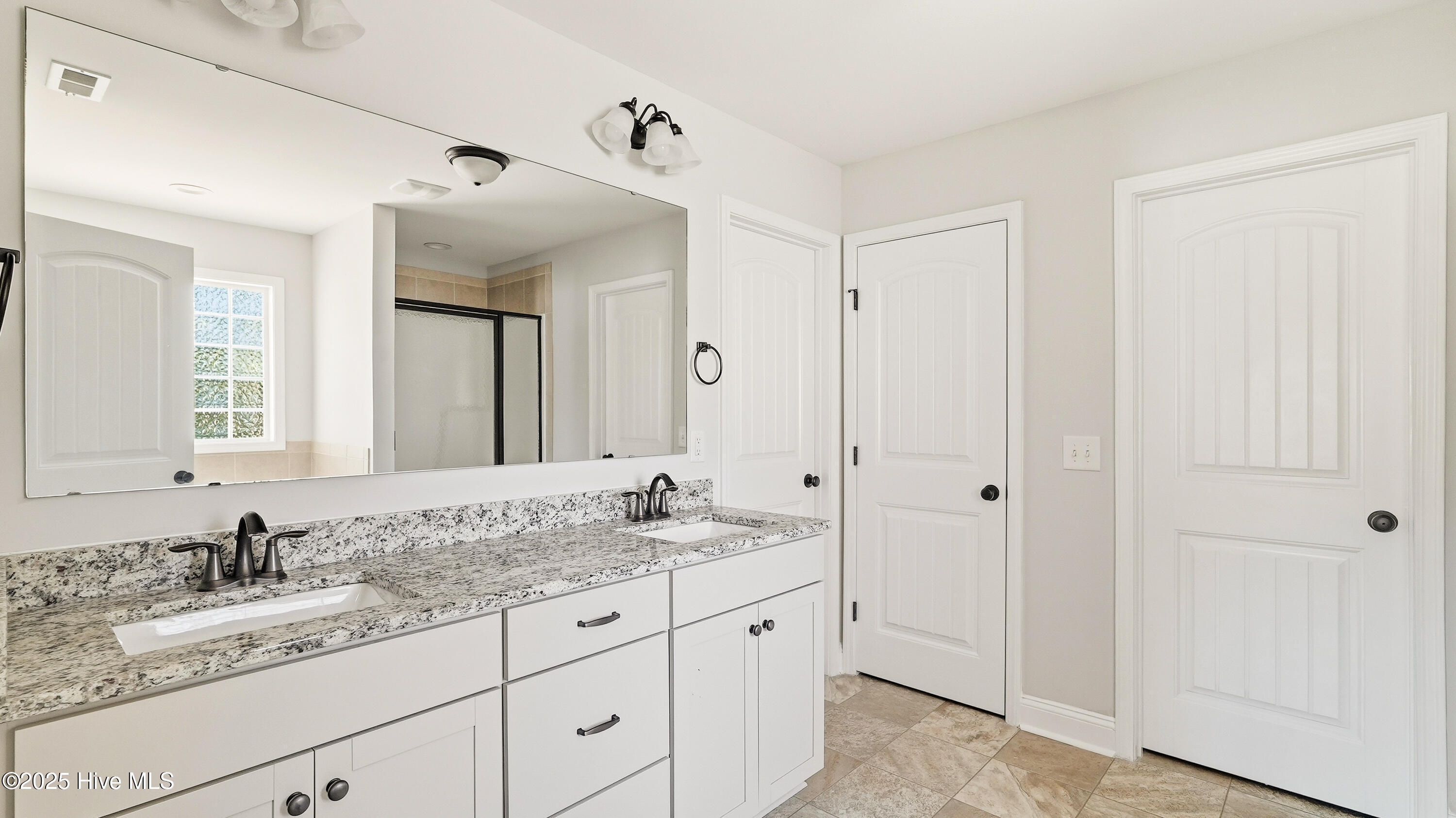 162 Union Church Road Carthage, NC 28327 - Photo 35 of 47 Master bathroom