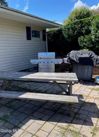 $244,900 | 5 West 4th Avenue, Johnstown, NY 12095