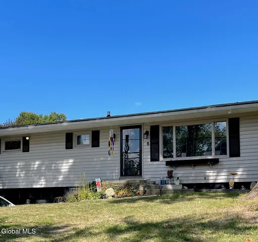 $244,900 | 5 West 4th Avenue, Johnstown, NY 12095