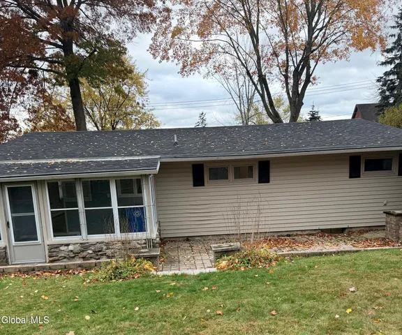 $244,900 | 5 West 4th Avenue, Johnstown, NY 12095