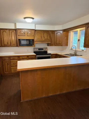 $244,900 | 5 West 4th Avenue, Johnstown, NY 12095