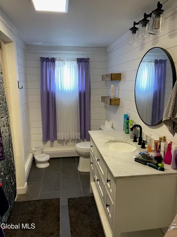 $244,900 | 5 West 4th Avenue, Johnstown, NY 12095