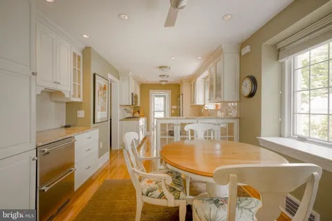 $900,000 | 324 Holmecrest Road, Jenkintown, PA 19046