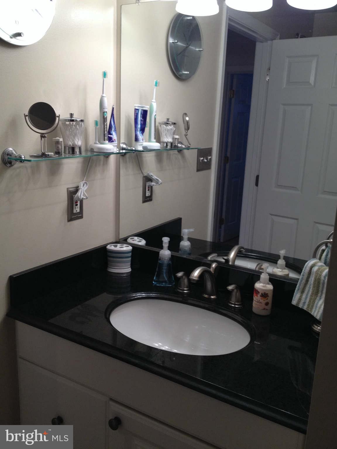 1436 Decatur Street Baltimore, MD 21230 - Photo 27 of 30 Bath