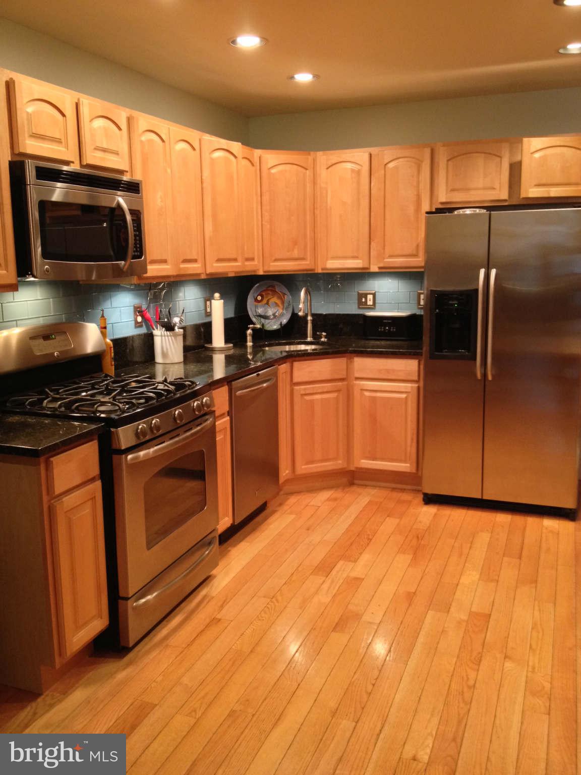 1436 Decatur Street Baltimore, MD 21230 - Photo 10 of 30 Kitchen