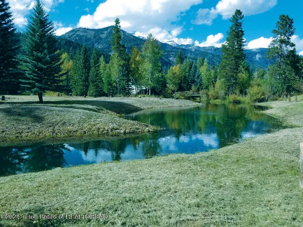 $5,950,000 | 2440 North Arrowleaf Lane, Wilson, WY 83014