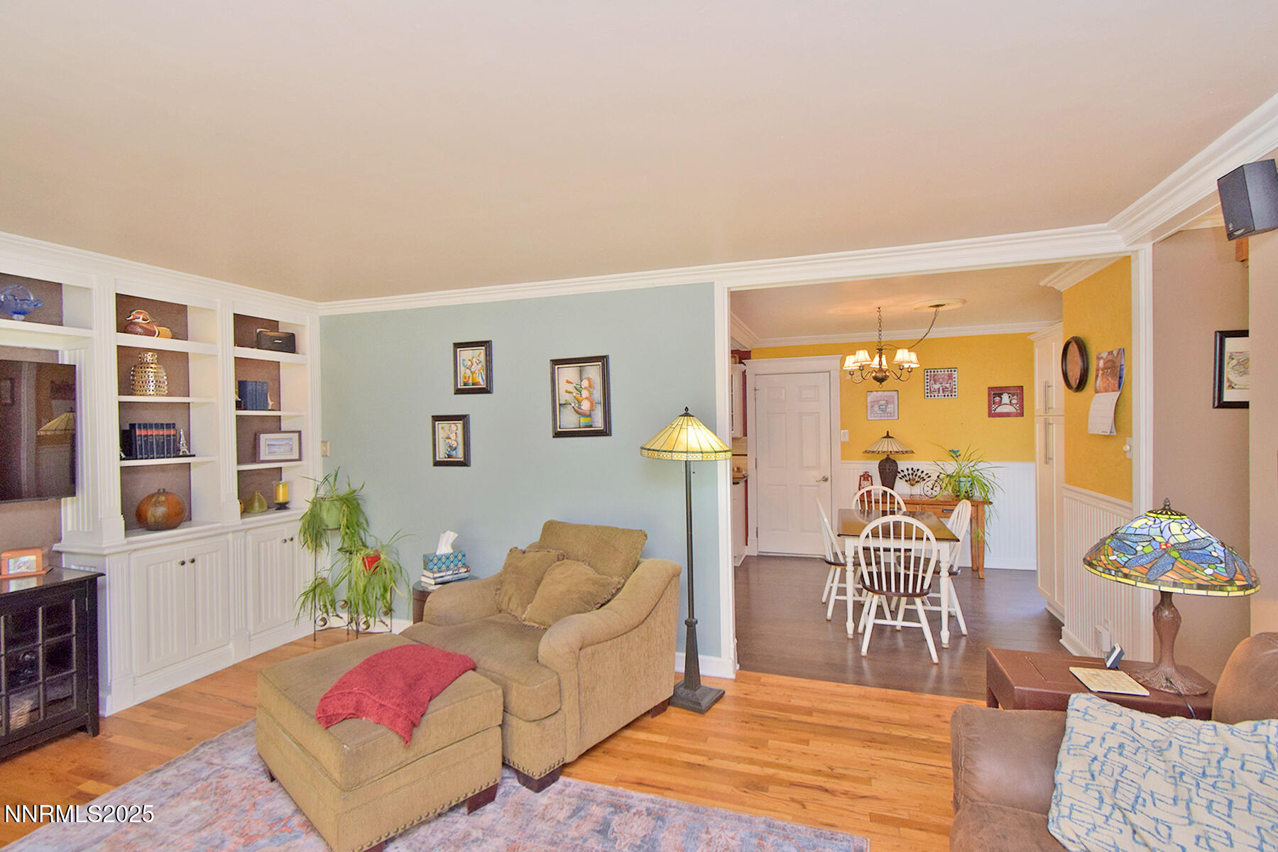 3050 Attridge Place Reno, NV 89503 - Photo 17 of 62 a living room with furniture and a table