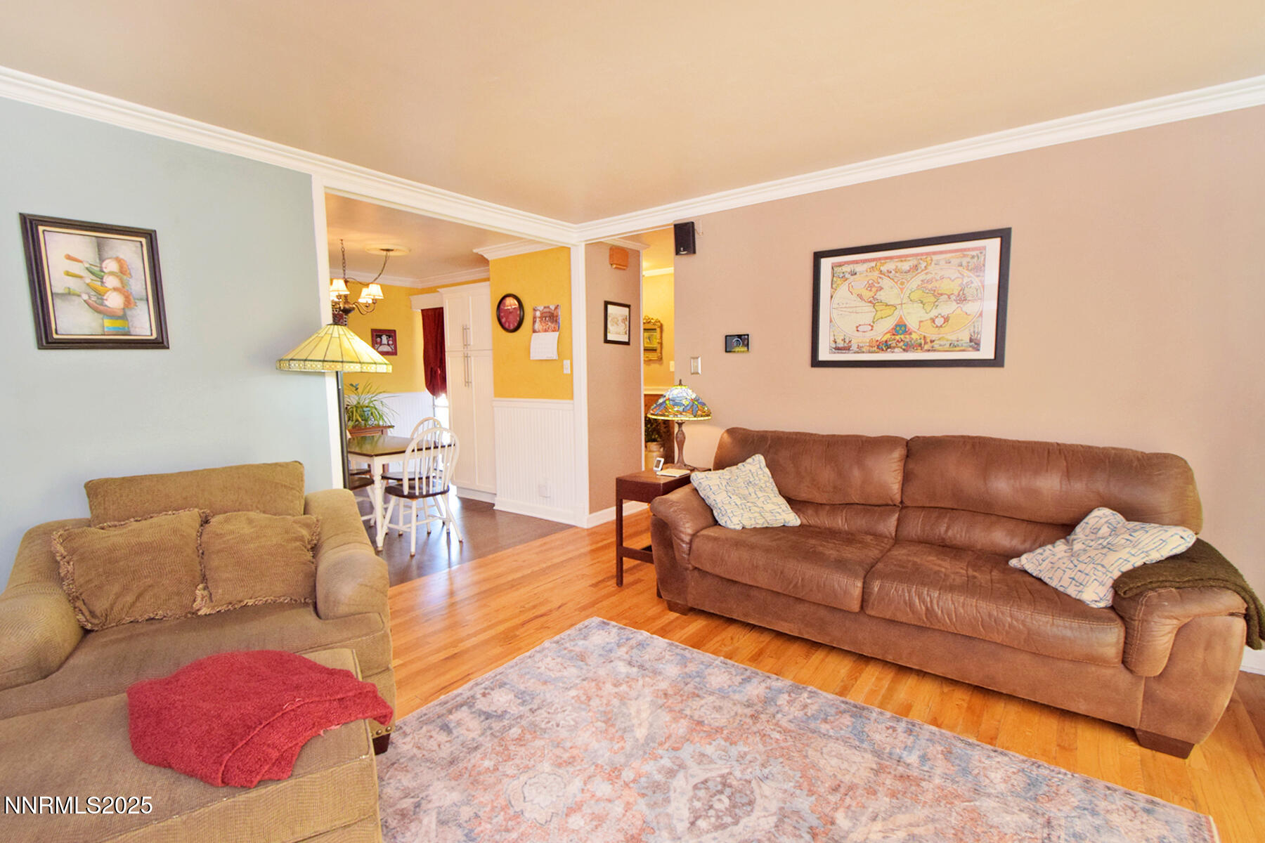 3050 Attridge Place Reno, NV 89503 - Photo 20 of 62 a living room with furniture and wooden floor
