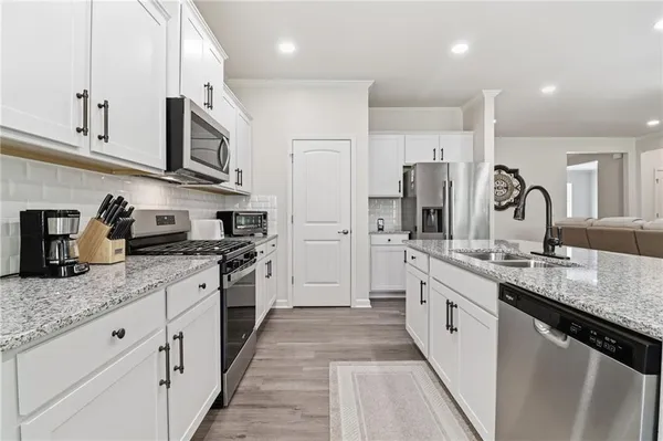 $419,900 | 487 Majestic Oak Circle, Dallas, GA 30132