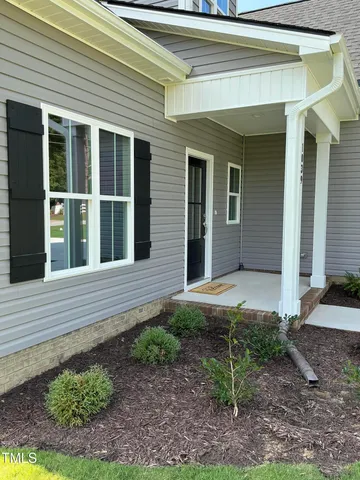 $379,900 | 1039 North Lincoln Street, Benson, NC 27504