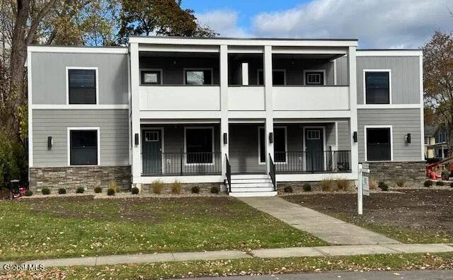 $2,550 | 103 East High Street, Unit 1, Ballston Spa, NY 12020