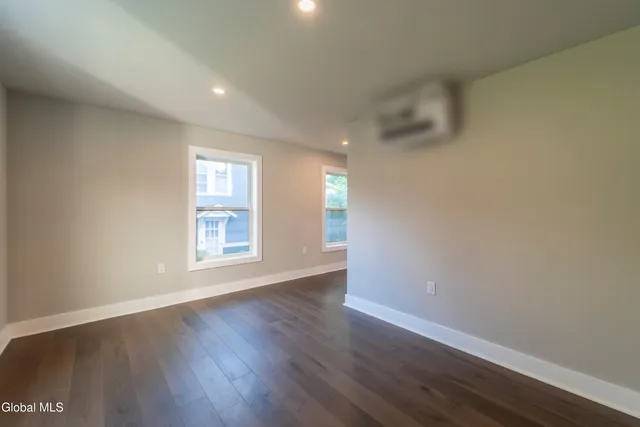 $2,750 | 103 East High Street, Unit 1, Ballston Spa, NY 12020