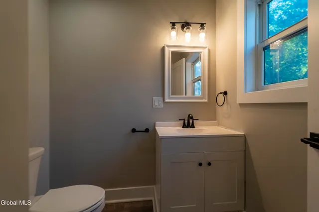 $2,550 | 103 East High Street, Unit 1, Ballston Spa, NY 12020