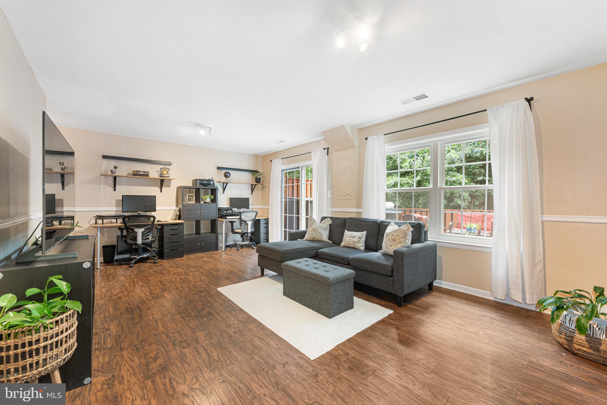 2225 Gunsmith Square Reston, VA 20191 - Photo 23 of 37 Upgraded flooring