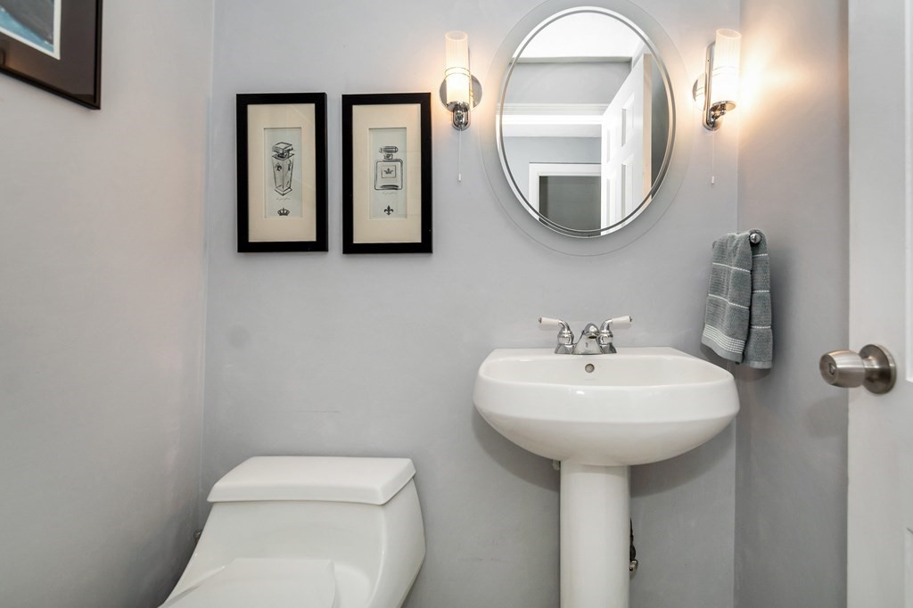 2 Sanford Road Chelmsford, MA 01824 - Photo 15 of 42 Gallery Image 15