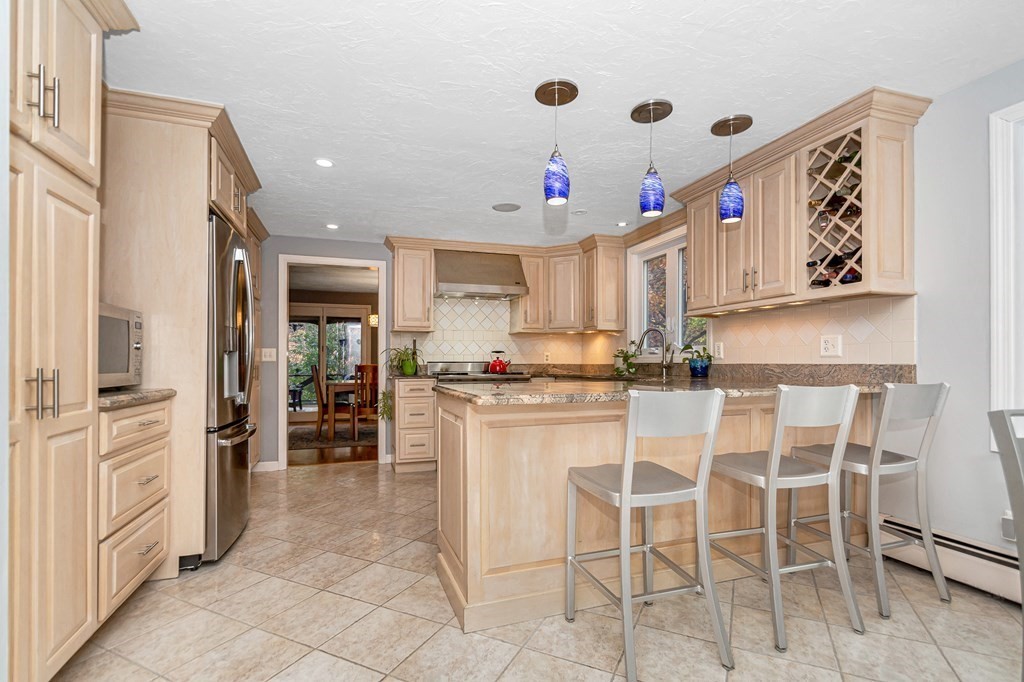 2 Sanford Road Chelmsford, MA 01824 - Photo 4 of 42 Gallery Image 4