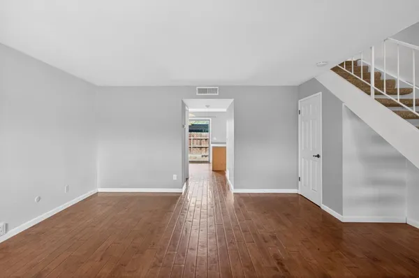 $320,000 | 2161 Cottage Way, Sacramento, CA 95825