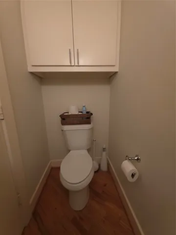 a bathroom with a toilet