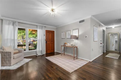 $555,000 | 11621 Tuscany Way, Dallas, TX 75218