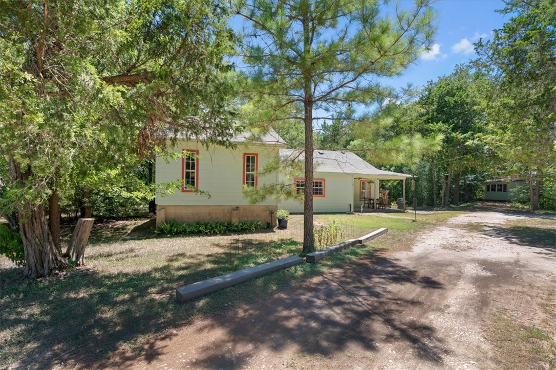 129 Flint Ridge Street Bastrop, TX 78602 - Photo 1 of 1 Welcome to 129 Flint Ridge Street, Bastrop, TX 78602!