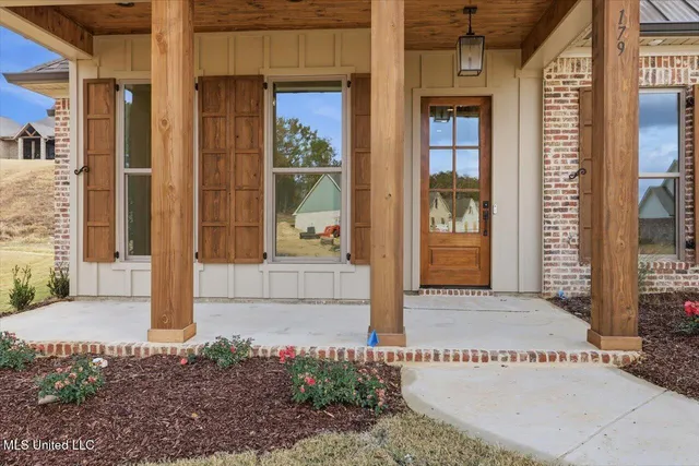 $499,900 | 179 Bronson Bend, Flowood, MS 39232