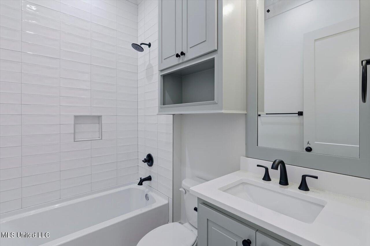 179 Bronson Bend Flowood, MS 39232 - Photo 31 of 39 30-179 Bronson Bend _ Home Tours MS